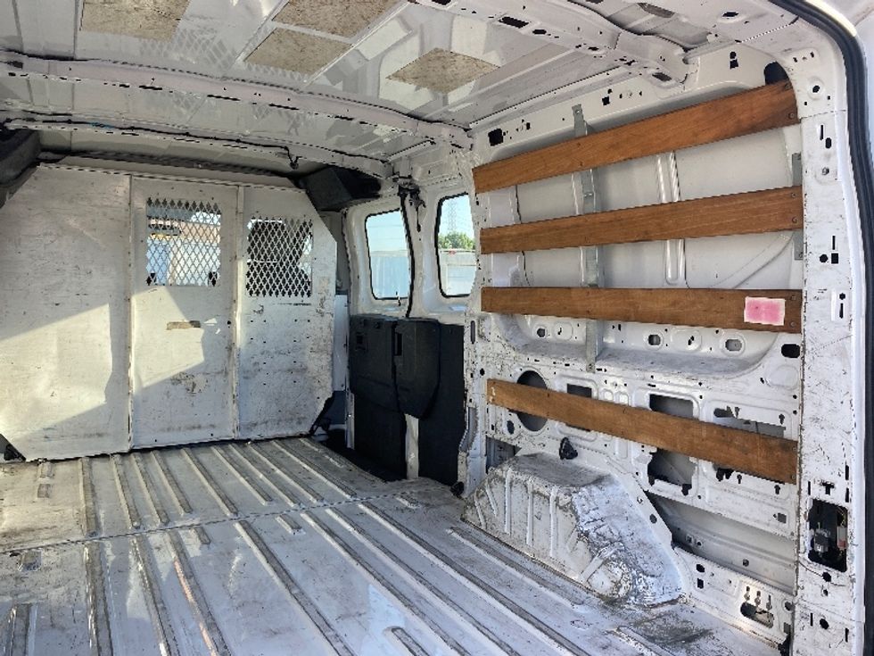 Cargo Van (Panel Van)-Light and Medium Duty Trucks-Ford-2015-F250-Sun Valley-CA-302,992\n\t\tmiles-$ 10,500 - Image 11