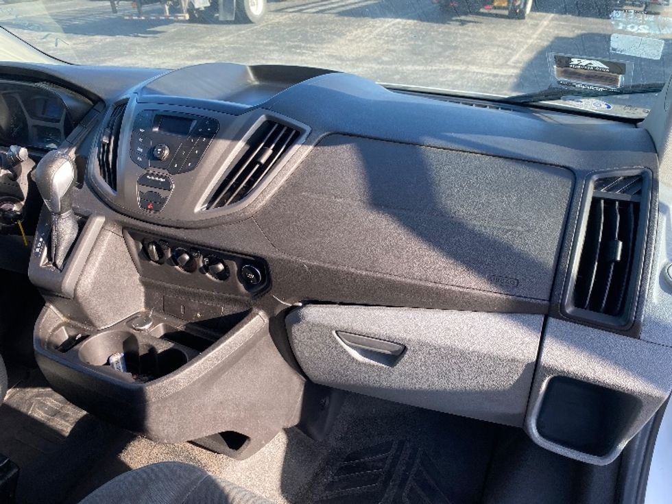 Cargo Van (Panel Van)-Light and Medium Duty Trucks-Ford-2015-F250-Sun Valley-CA-302,992\n\t\tmiles-$ 10,500 - Image 20
