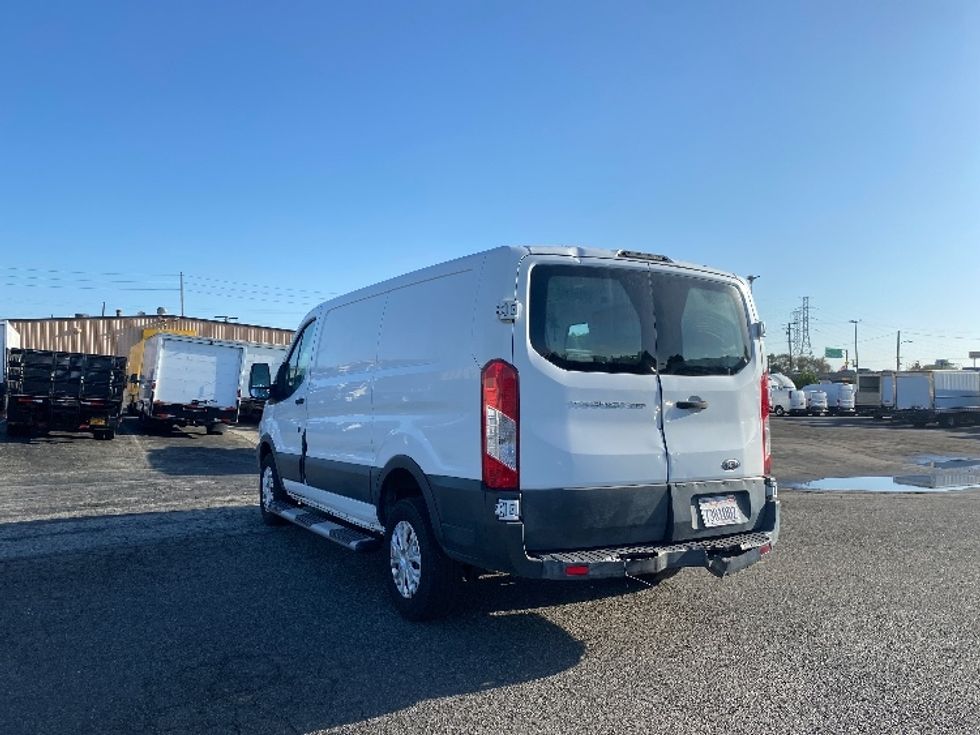 Cargo Van (Panel Van)-Light and Medium Duty Trucks-Ford-2015-F250-Sun Valley-CA-302,992\n\t\tmiles-$ 10,500 - Image 6
