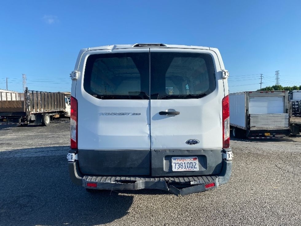Cargo Van (Panel Van)-Light and Medium Duty Trucks-Ford-2015-F250-Sun Valley-CA-302,992\n\t\tmiles-$ 10,500 - Image 7