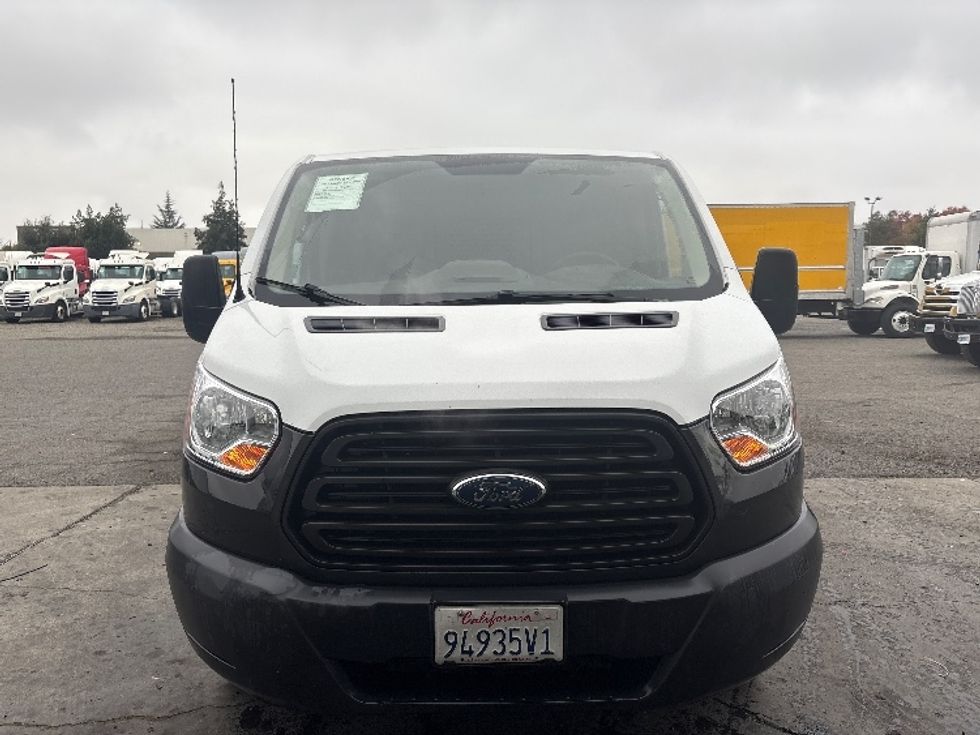 Cargo Van (Panel Van)-Light and Medium Duty Trucks-Ford-2015-Transit 250-West Sacramento-CA-136,016\n\t\tmiles-$ 21,000 - Image 2