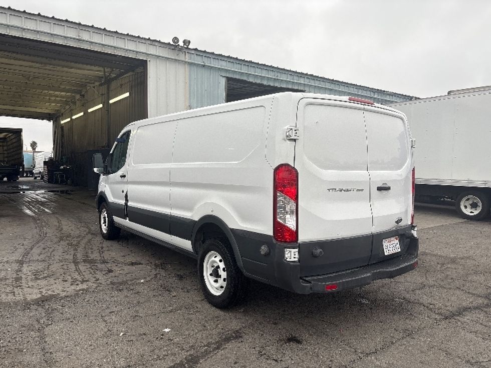 Cargo Van (Panel Van)-Light and Medium Duty Trucks-Ford-2015-Transit 250-West Sacramento-CA-136,016\n\t\tmiles-$ 21,000 - Image 6