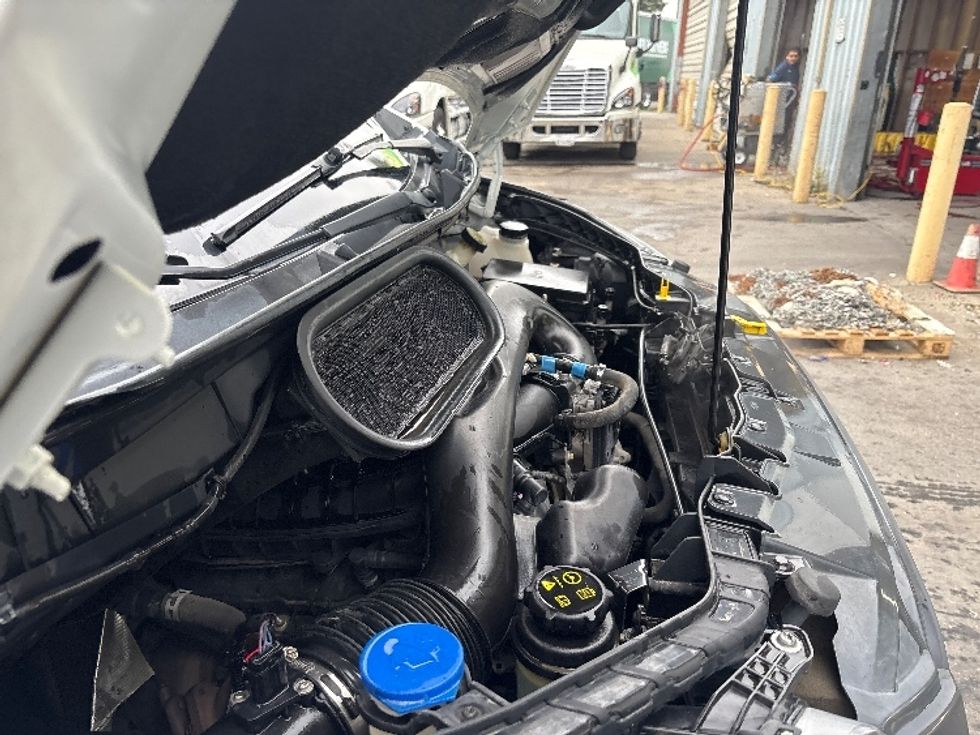 Cargo Van (Panel Van)-Light and Medium Duty Trucks-Ford-2015-Transit 250-West Sacramento-CA-136,016\n\t\tmiles-$ 21,000 - Image 23