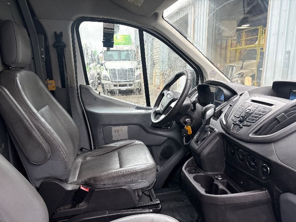 Cargo Van (Panel Van)-Light and Medium Duty Trucks-Ford-2015-Transit 250-West Sacramento-CA-136,016\n\t\tmiles-$ 21,000 - Image 22