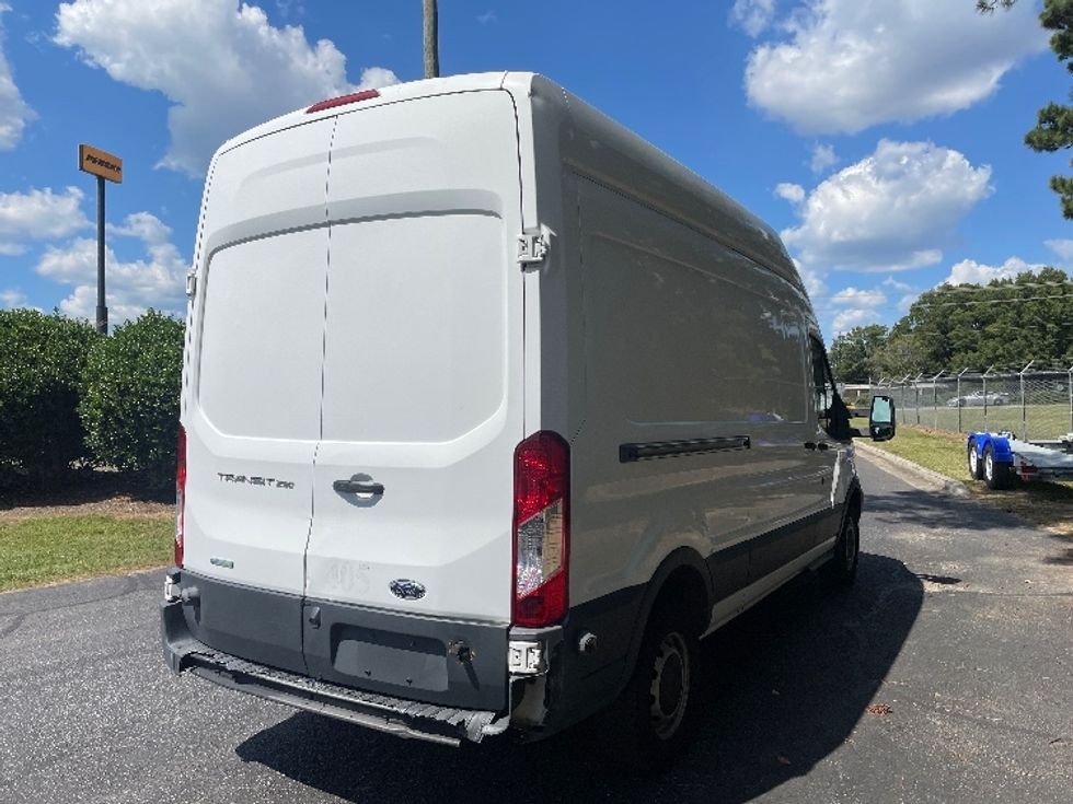 Cargo Van (Panel Van)-Light and Medium Duty Trucks-Ford-2015-Transit 350-Spartanburg-SC-332,630\n\t\tmiles-$ 8,000 - Image 11