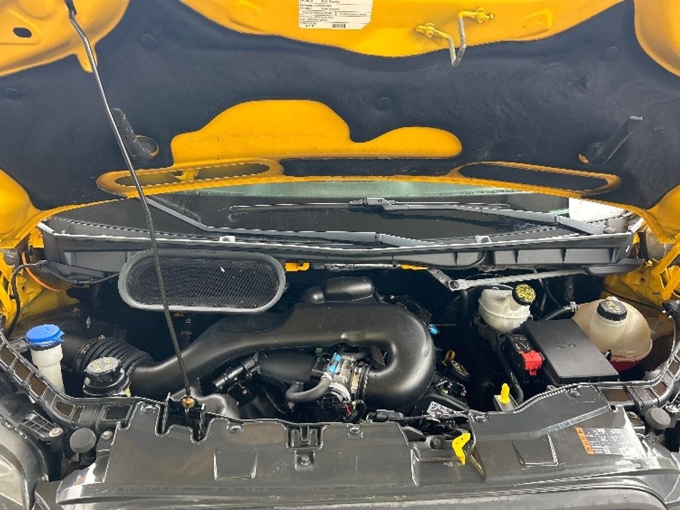 Cargo Van (Panel Van)-Light and Medium Duty Trucks-Ford-2016-Transit 250-Alexandria-VA-95,104\n\t\tmiles-$ 26,000 - Image 22
