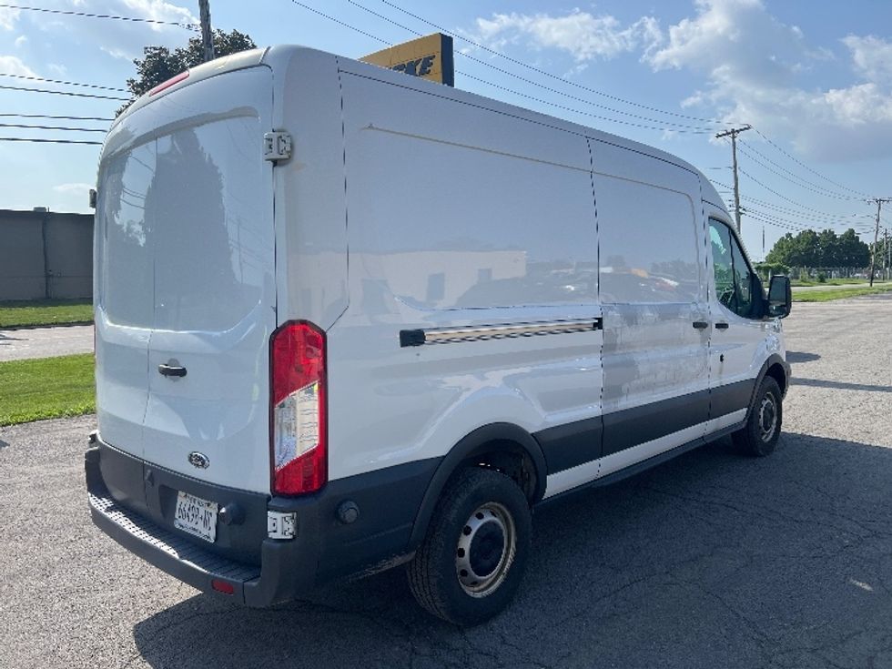 Cargo Van (Panel Van)-Light and Medium Duty Trucks-Ford-2016-Transit 250-Rochester-NY-37,437\n\t\tmiles-$ 23,250 - Image 13