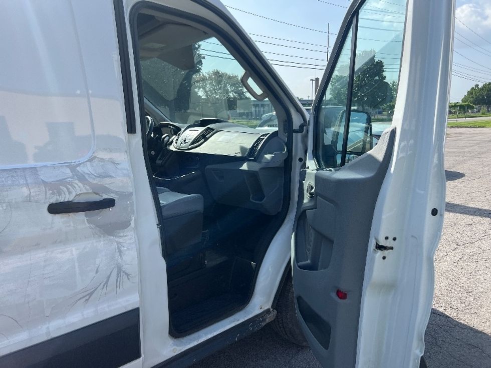 Cargo Van (Panel Van)-Light and Medium Duty Trucks-Ford-2016-Transit 250-Rochester-NY-37,437\n\t\tmiles-$ 23,250 - Image 20