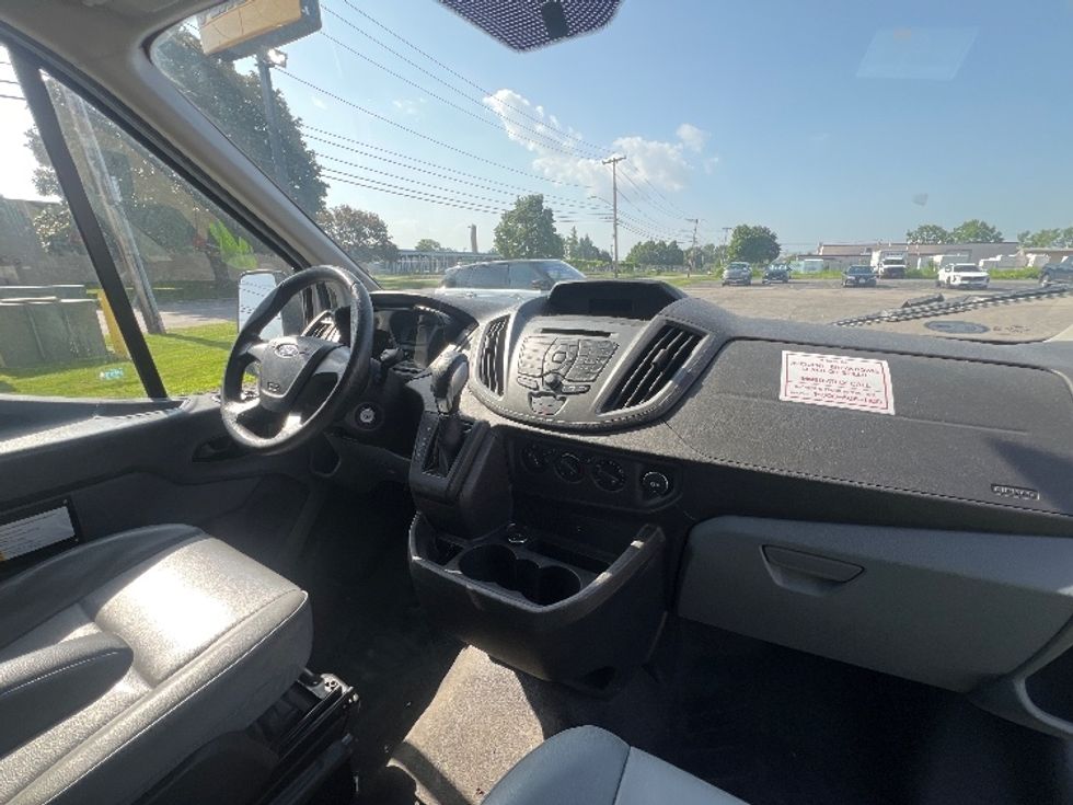 Cargo Van (Panel Van)-Light and Medium Duty Trucks-Ford-2016-Transit 250-Rochester-NY-37,437\n\t\tmiles-$ 23,250 - Image 22