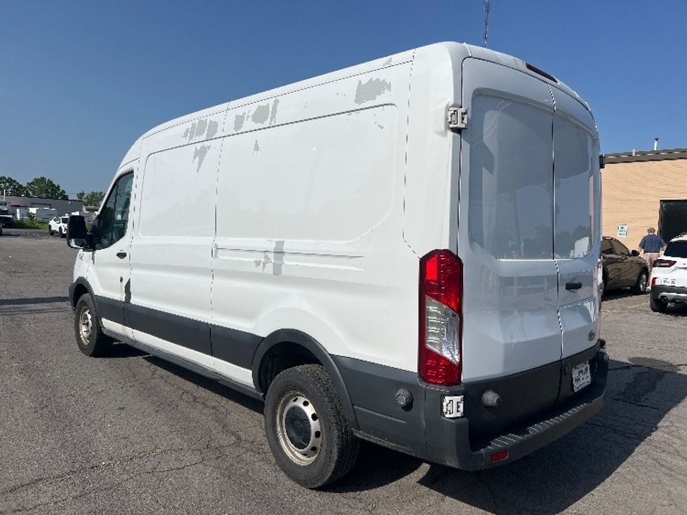 Cargo Van (Panel Van)-Light and Medium Duty Trucks-Ford-2016-Transit 250-Rochester-NY-37,437\n\t\tmiles-$ 23,250 - Image 6