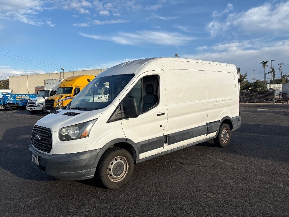 Cargo Van (Panel Van)-Light and Medium Duty Trucks-Ford-2016-Transit 250-Ventura-CA-153,921\n\t\tmiles-$ 13,000 - Image 1