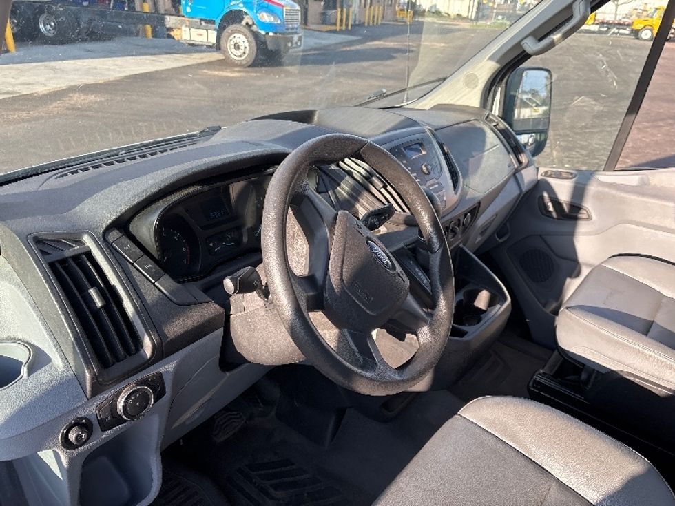 Cargo Van (Panel Van)-Light and Medium Duty Trucks-Ford-2016-Transit 250-Ventura-CA-153,921\n\t\tmiles-$ 13,000 - Image 12