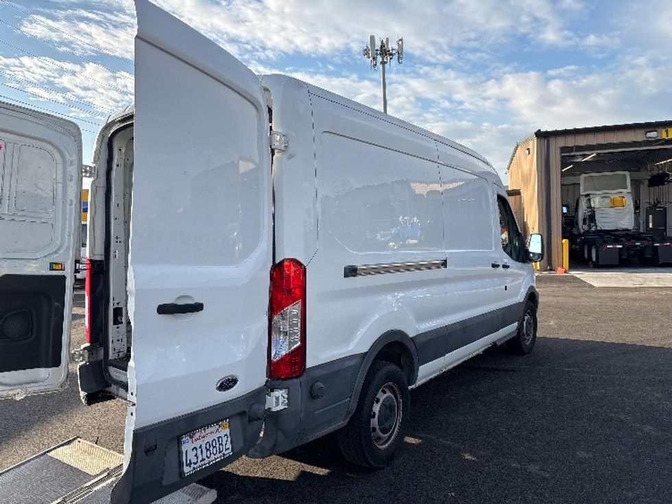Cargo Van (Panel Van)-Light and Medium Duty Trucks-Ford-2016-Transit 250-Ventura-CA-153,921\n\t\tmiles-$ 13,000 - Image 9