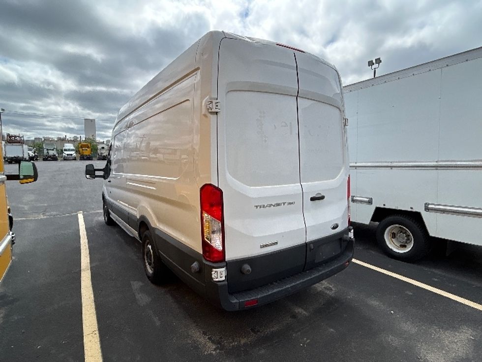 Cargo Van (Panel Van)-Light and Medium Duty Trucks-Ford-2016-Transit 350-Etobicoke-ON-102,220\n\t\tkm-$ 32,500 - Image 6