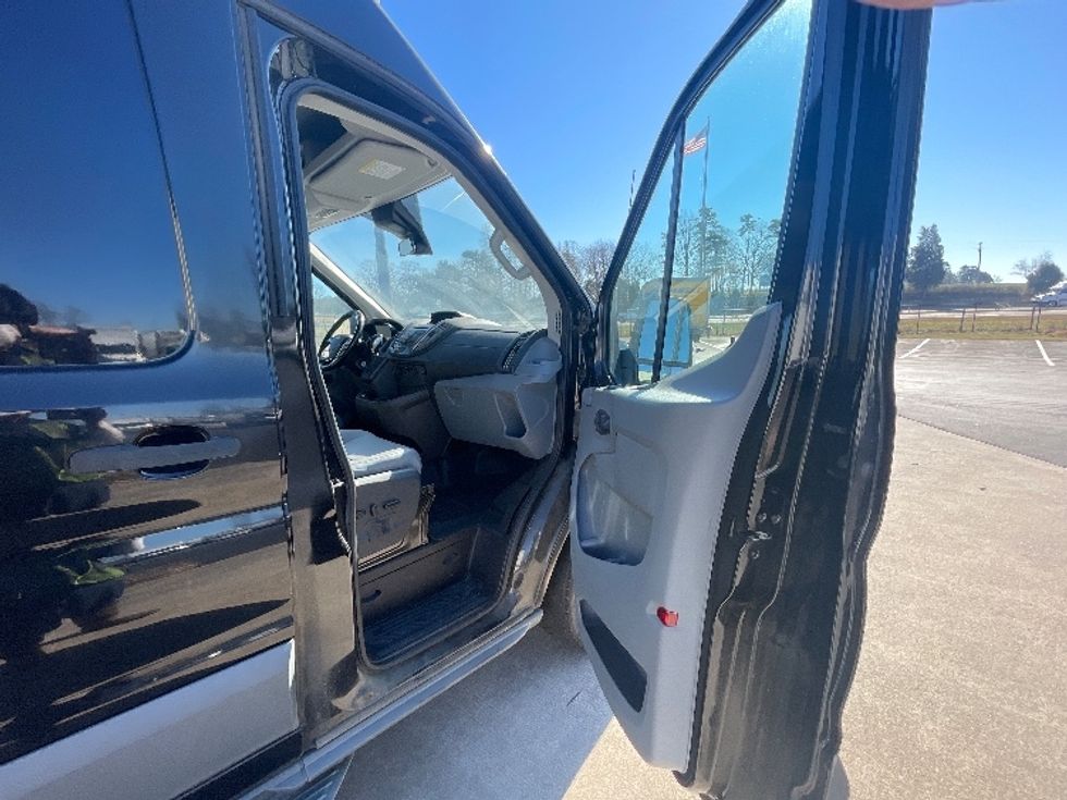Cargo Van (Panel Van)-Light and Medium Duty Trucks-Ford-2017-Transit 250-Concord-NC-196,571\n\t\tmiles-$ 20,000 - Image 20