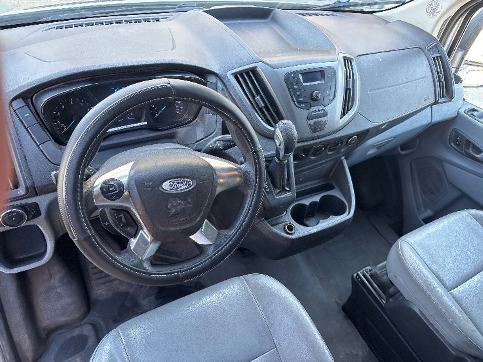 Cargo Van (Panel Van)-Light and Medium Duty Trucks-Ford-2017-Transit 250-Hammond-LA-140,696\n\t\tmiles-$ 30,000 - Image 15