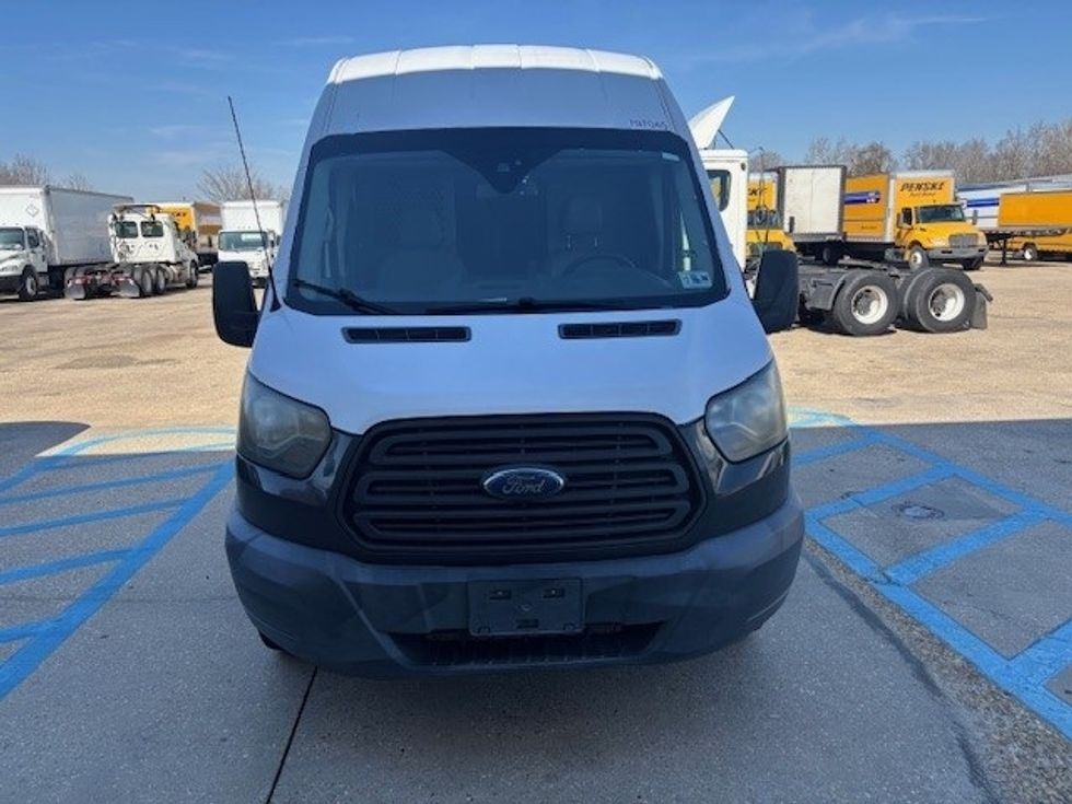 Cargo Van (Panel Van)-Light and Medium Duty Trucks-Ford-2017-Transit 250-Hammond-LA-140,696\n\t\tmiles-$ 30,000 - Image 2