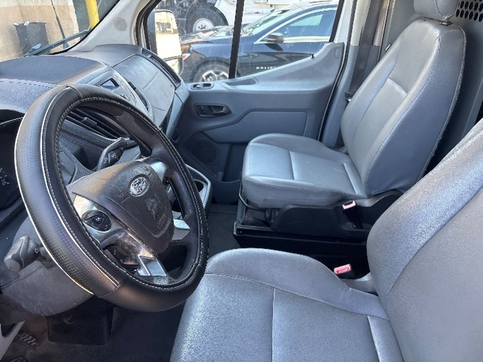 Cargo Van (Panel Van)-Light and Medium Duty Trucks-Ford-2017-Transit 250-Hammond-LA-140,696\n\t\tmiles-$ 30,000 - Image 20