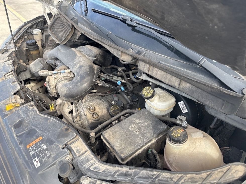 Cargo Van (Panel Van)-Light and Medium Duty Trucks-Ford-2017-Transit 250-Hammond-LA-140,696\n\t\tmiles-$ 30,000 - Image 21