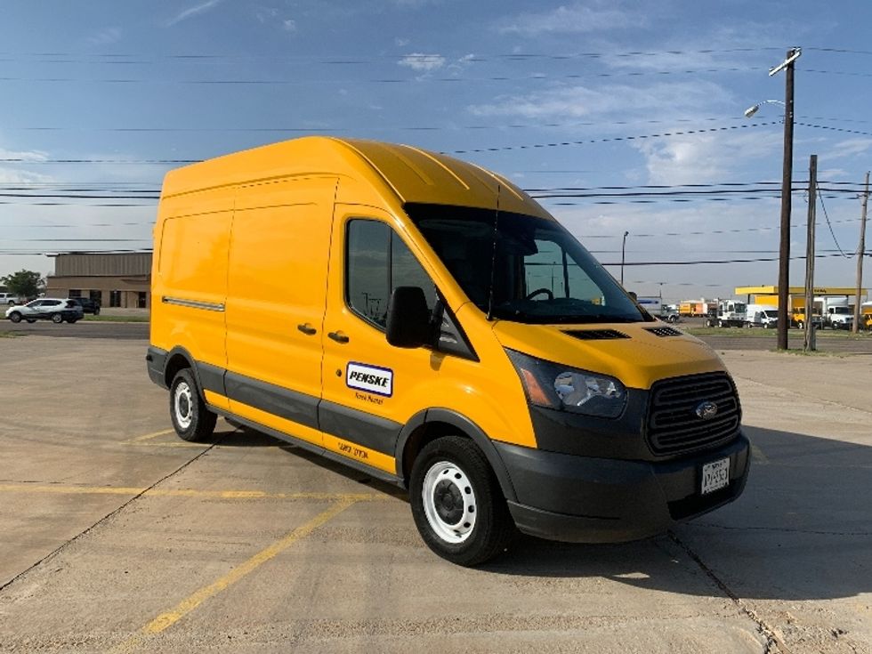 Used Cargo Vans for Sale in TX Penske Used Trucks