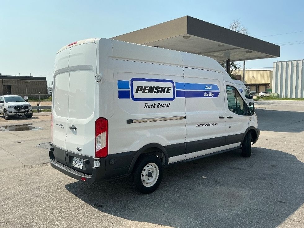 Cargo Van (Panel Van)-Light and Medium Duty Trucks-Ford-2017-Transit 250-Omaha-NE-96,518\n\t\tmiles-$ 31,000 - Image 13