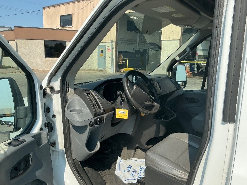 Cargo Van (Panel Van)-Light and Medium Duty Trucks-Ford-2017-Transit 250-Omaha-NE-96,518\n\t\tmiles-$ 31,000 - Image 16