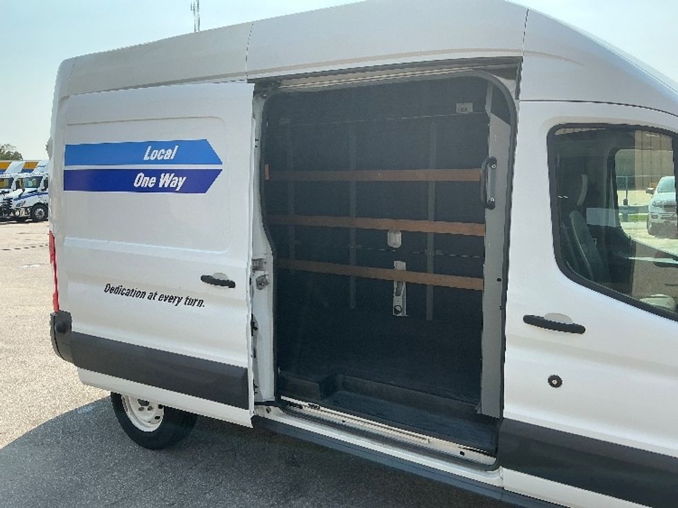 Cargo Van (Panel Van)-Light and Medium Duty Trucks-Ford-2017-Transit 250-Omaha-NE-96,518\n\t\tmiles-$ 31,000 - Image 25