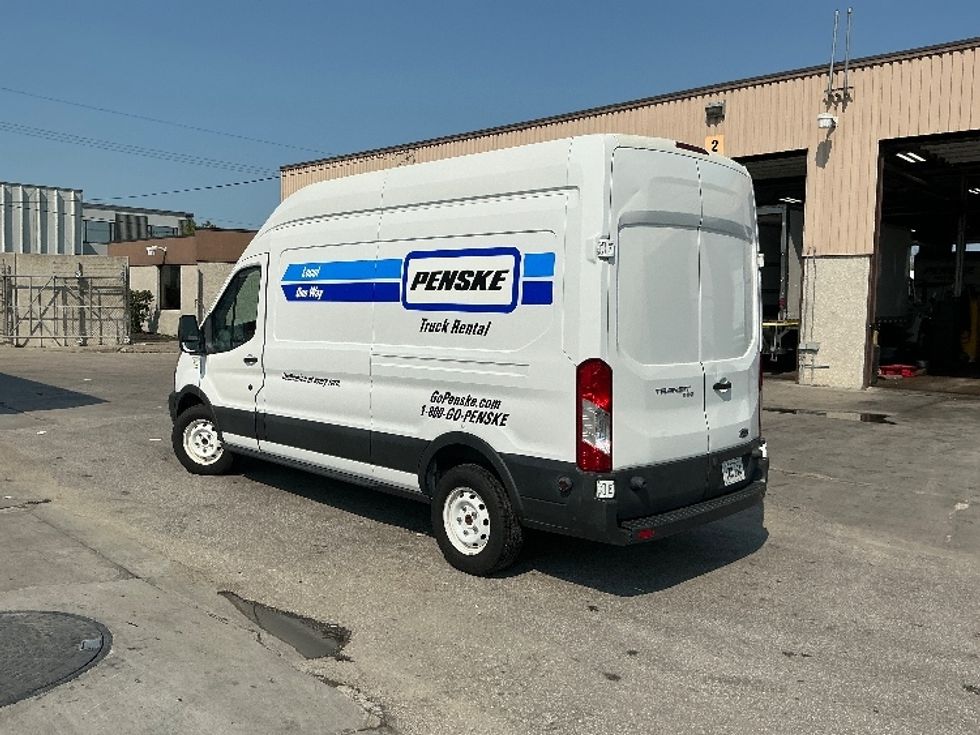 Cargo Van (Panel Van)-Light and Medium Duty Trucks-Ford-2017-Transit 250-Omaha-NE-96,518\n\t\tmiles-$ 31,000 - Image 6