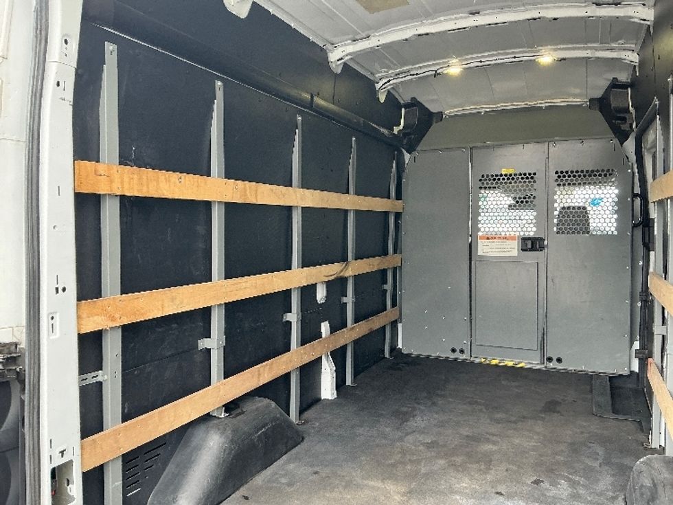 Cargo Van (Panel Van)-Light and Medium Duty Trucks-Ford-2017-Transit 250-Wilkes Barre-PA-113,671\n\t\tmiles-$ 26,250 - Image 10