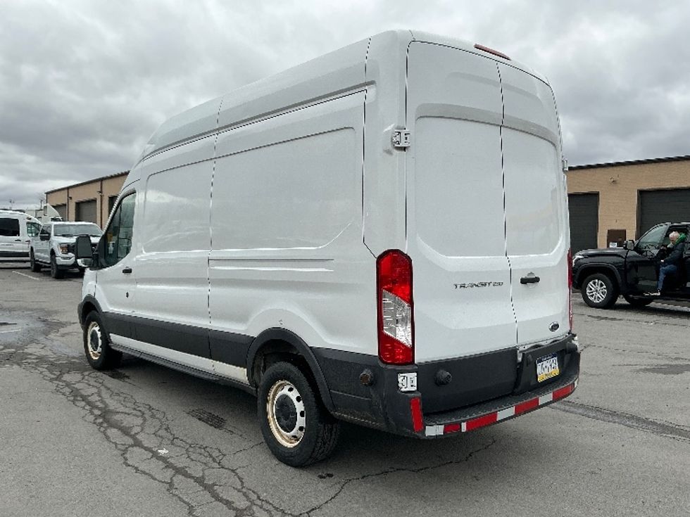 Cargo Van (Panel Van)-Light and Medium Duty Trucks-Ford-2017-Transit 250-Wilkes Barre-PA-113,671\n\t\tmiles-$ 26,250 - Image 6