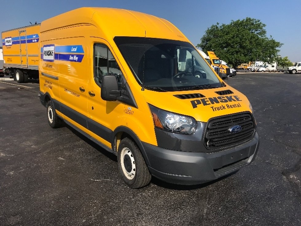 Used Cargo Vans for Sale in OH Penske Used Trucks