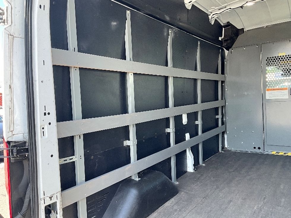 Cargo Van (Panel Van)-Light and Medium Duty Trucks-Ford-2018-Transit 250-Capitol Heights-MD-31,637\n\t\tmiles-$ 38,000 - Image 10