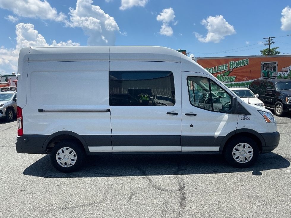 Cargo Van (Panel Van)-Light and Medium Duty Trucks-Ford-2018-Transit 250-Capitol Heights-MD-31,637\n\t\tmiles-$ 38,000 - Image 14