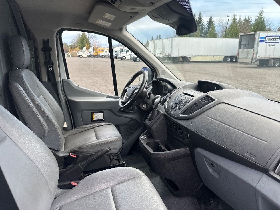 Cargo Van (Panel Van)-Light and Medium Duty Trucks-Ford-2018-Transit 250-Clackamas-OR-86,950\n\t\tmiles-$ 24,500 - Image 21