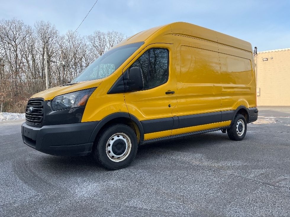 Cargo Van (Panel Van)-Light and Medium Duty Trucks-Ford-2018-Transit 250-Hazleton-PA-108,685\n\t\tmiles-$ 26,250 - Image 3
