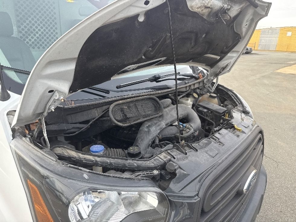 Cargo Van (Panel Van)-Light and Medium Duty Trucks-Ford-2018-Transit 250-Mebane-NC-115,090\n\t\tmiles-$ 32,250 - Image 22