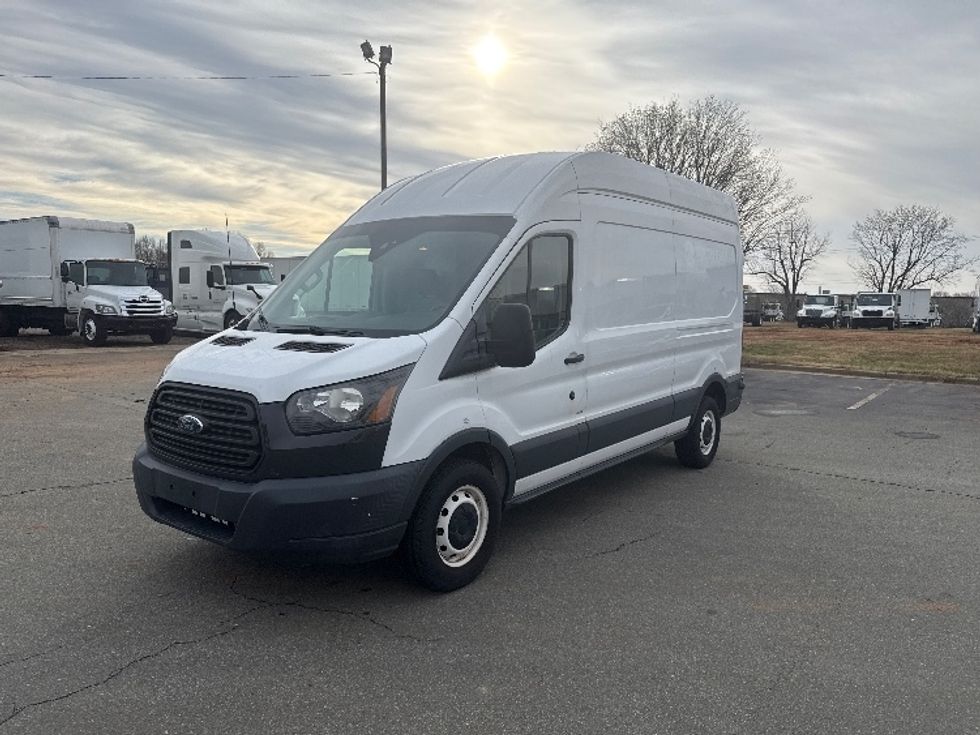 Cargo Van (Panel Van)-Light and Medium Duty Trucks-Ford-2018-Transit 250-Mebane-NC-115,090\n\t\tmiles-$ 32,250 - Image 3