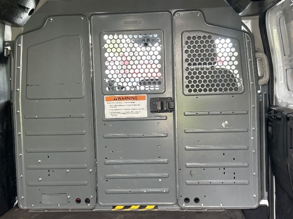 Cargo Van (Panel Van)-Light and Medium Duty Trucks-Ford-2018-Transit 250-Portland-OR-92,635\n\t\tmiles-$ 27,250 - Image 25