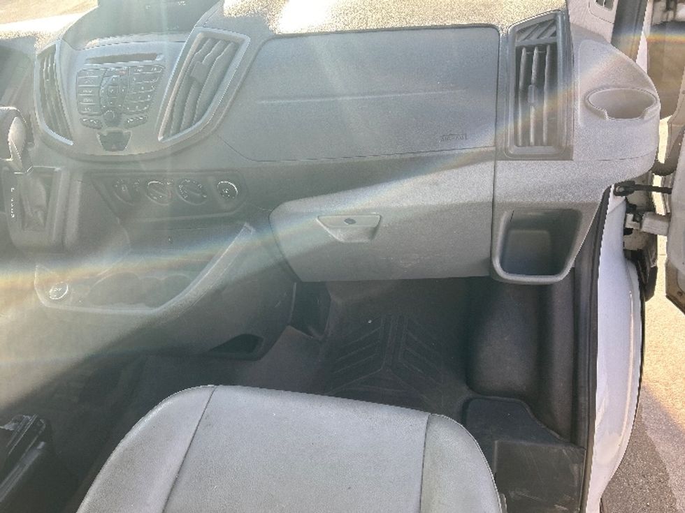 Cargo Van (Panel Van)-Light and Medium Duty Trucks-Ford-2018-Transit 250-Prince George-VA-147,739\n\t\tmiles-$ 23,000 - Image 21