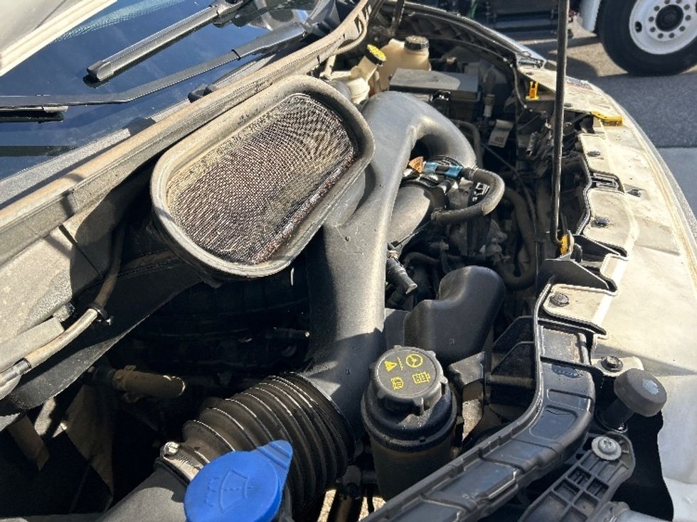 Cargo Van (Panel Van)-Light and Medium Duty Trucks-Ford-2018-Transit 250-Prince George-VA-147,739\n\t\tmiles-$ 23,000 - Image 23