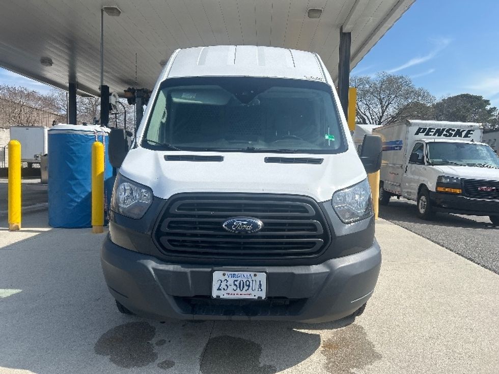 Cargo Van (Panel Van)-Light and Medium Duty Trucks-Ford-2018-Transit 250-Prince George-VA-195,130\n\t\tmiles-$ 25,250 - Image 2