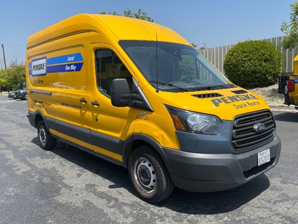 Used Ford Cargo Vans for Sale in CA Penske Used Trucks