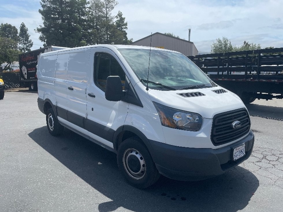 Used Ford Cargo Vans for Sale in CA Penske Used Trucks