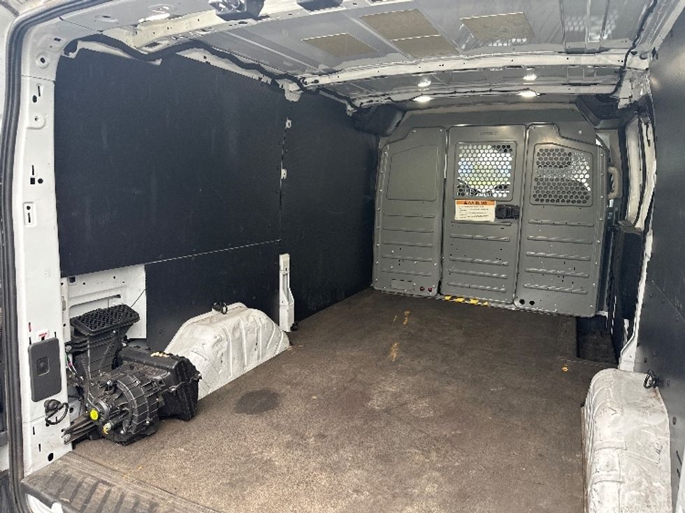 Cargo Van (Panel Van)-Light and Medium Duty Trucks-Ford-2018-Transit 250-Wilsonville-OR-133,250\n\t\tmiles-$ 21,750 - Image 10
