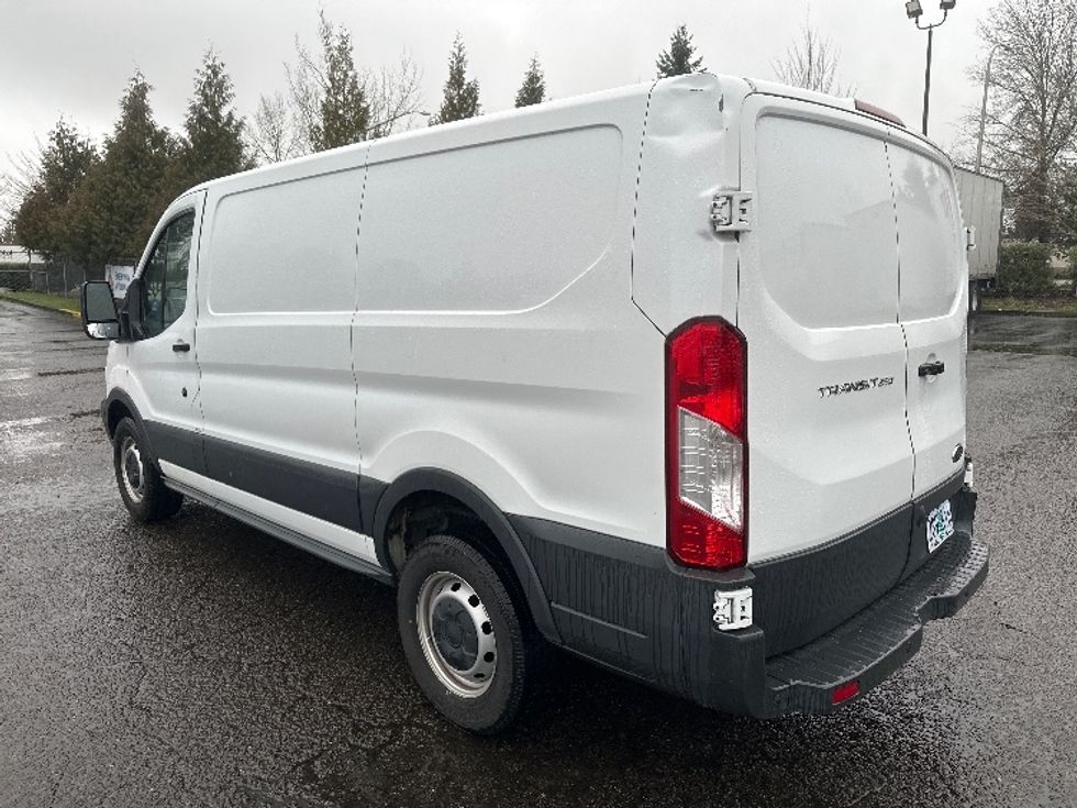 Cargo Van (Panel Van)-Light and Medium Duty Trucks-Ford-2018-Transit 250-Wilsonville-OR-133,250\n\t\tmiles-$ 21,750 - Image 6