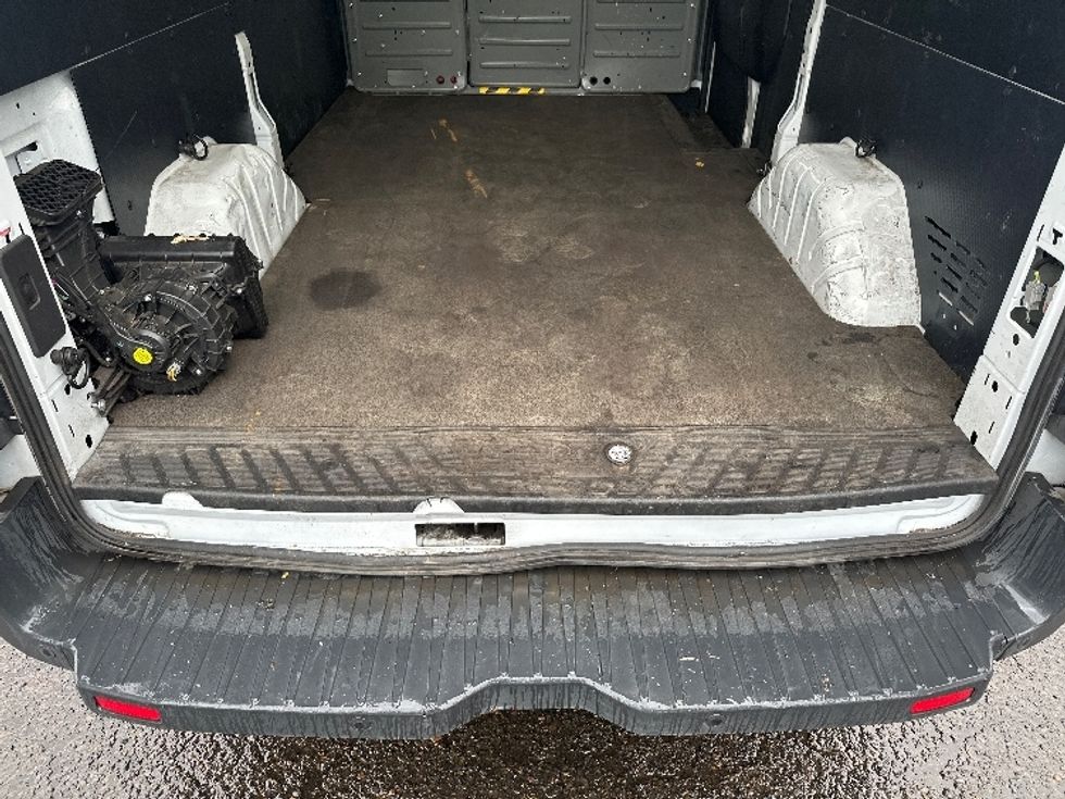 Cargo Van (Panel Van)-Light and Medium Duty Trucks-Ford-2018-Transit 250-Wilsonville-OR-133,250\n\t\tmiles-$ 21,750 - Image 9