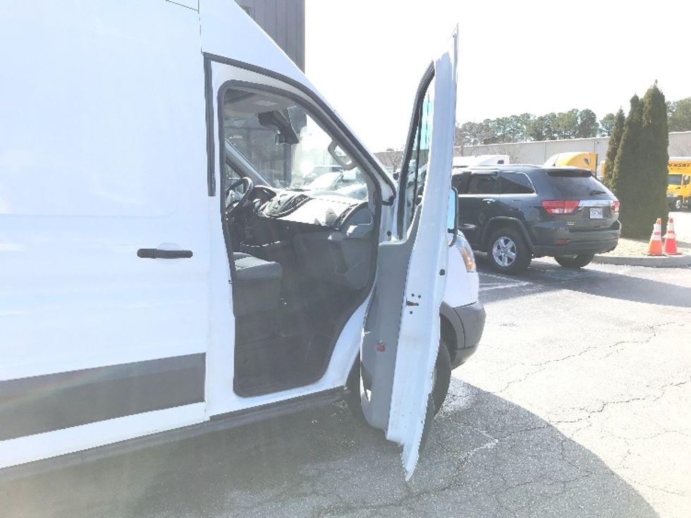 Cargo Van (Panel Van)-Light and Medium Duty Trucks-Ford-2018-Transit 350-Chesapeake-VA-81,274\n\t\tmiles-$ 31,250 - Image 19