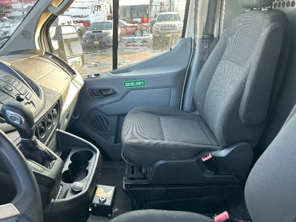 Cargo Van (Panel Van)-Light and Medium Duty Trucks-Ford-2018-Transit 350-Kearny-NJ-90,017\n\t\tmiles-$ 33,250 - Image 16