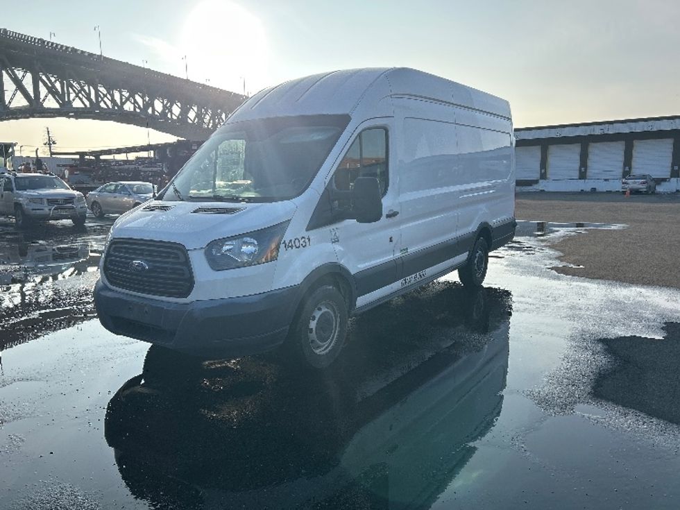 Cargo Van (Panel Van)-Light and Medium Duty Trucks-Ford-2018-Transit 350-Kearny-NJ-90,017\n\t\tmiles-$ 33,250 - Image 3