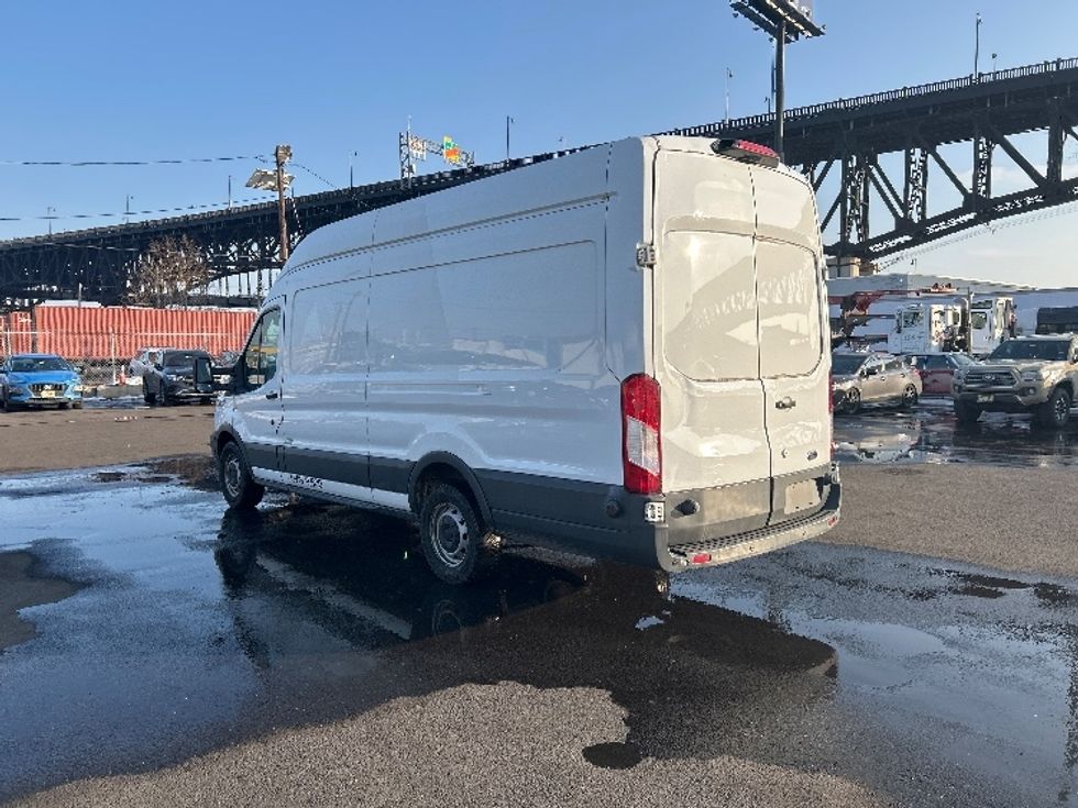 Cargo Van (Panel Van)-Light and Medium Duty Trucks-Ford-2018-Transit 350-Kearny-NJ-90,017\n\t\tmiles-$ 33,250 - Image 5